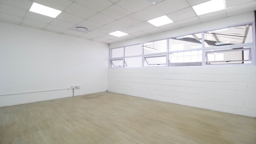 To Let Commercial Property for Rent in Woodstock Western Cape